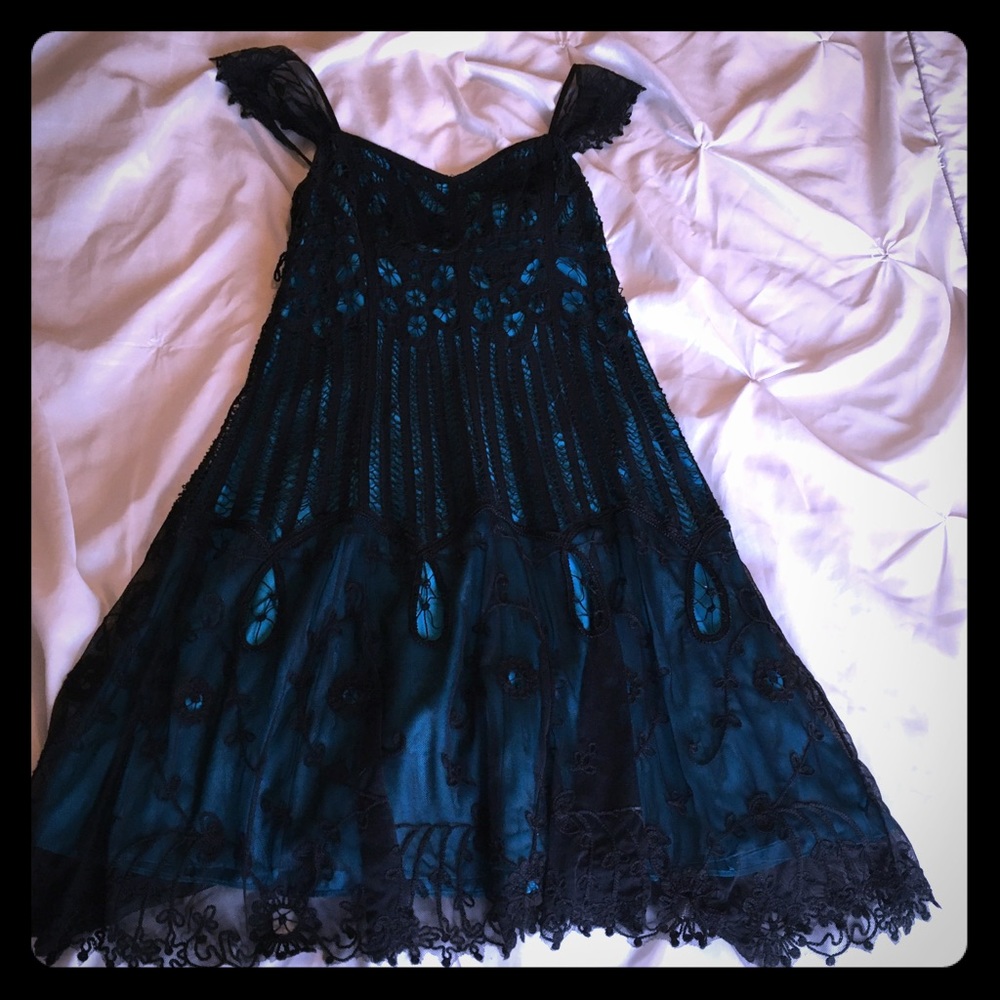 Betsey Johnson battenburg lace dress